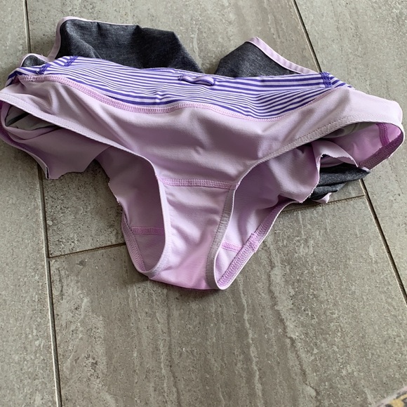 Lululemon size 4 Run Shorts - Picture 3 of 4